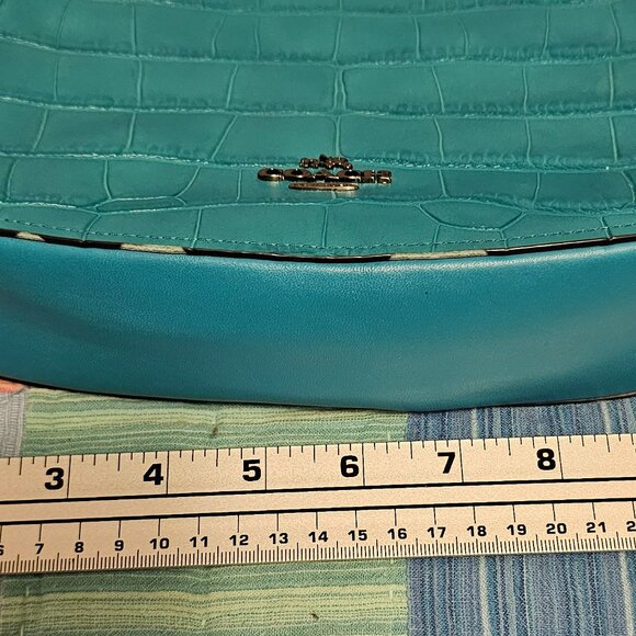 Coach Green Croc Shoulder Bag - Picture 6 of 8